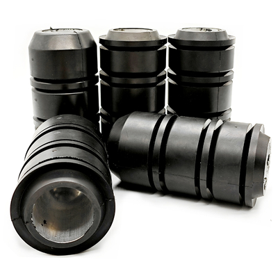 Ευρύτερη γκάμα μεγεθών 2 3/8 " 2 7/8 " 3 1/2 " Steel Core Rubber Oil Satates Swab Cups